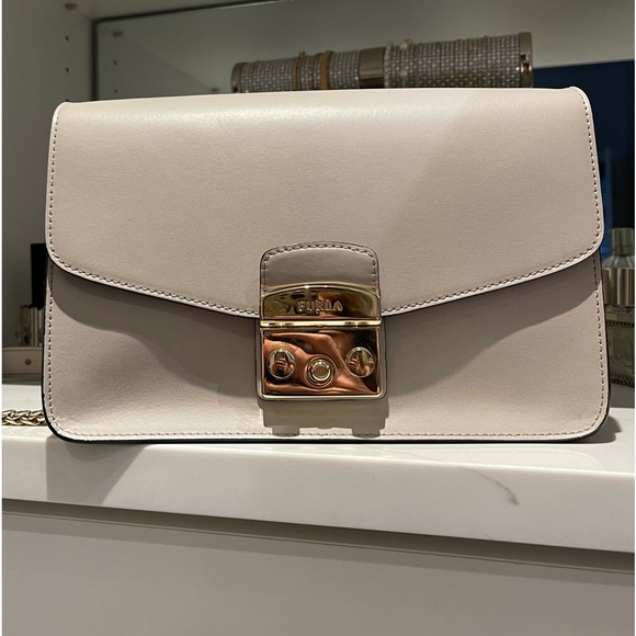 FURLA Metropolis Bag - Picture 1 of 12